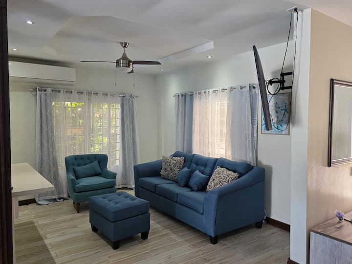 Casa Blanca Con Aroma A Playa - Departamento de Yoro