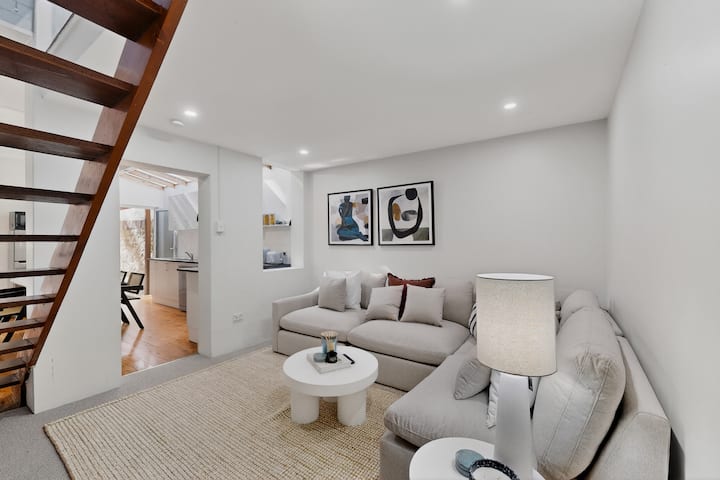 Charming Waterloo Terrace Stylish & Affordable - Moore Park