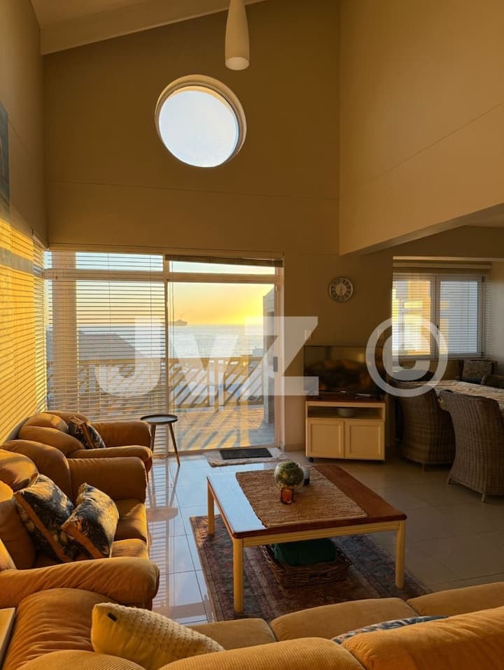 Dolphin View 32 - Namibia