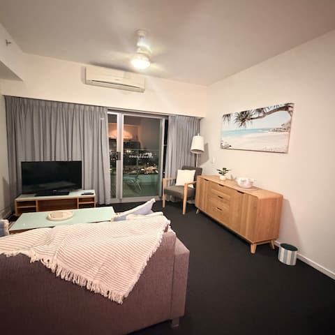 Successful Airbnb property: SeaScape Darwin in Darwin City