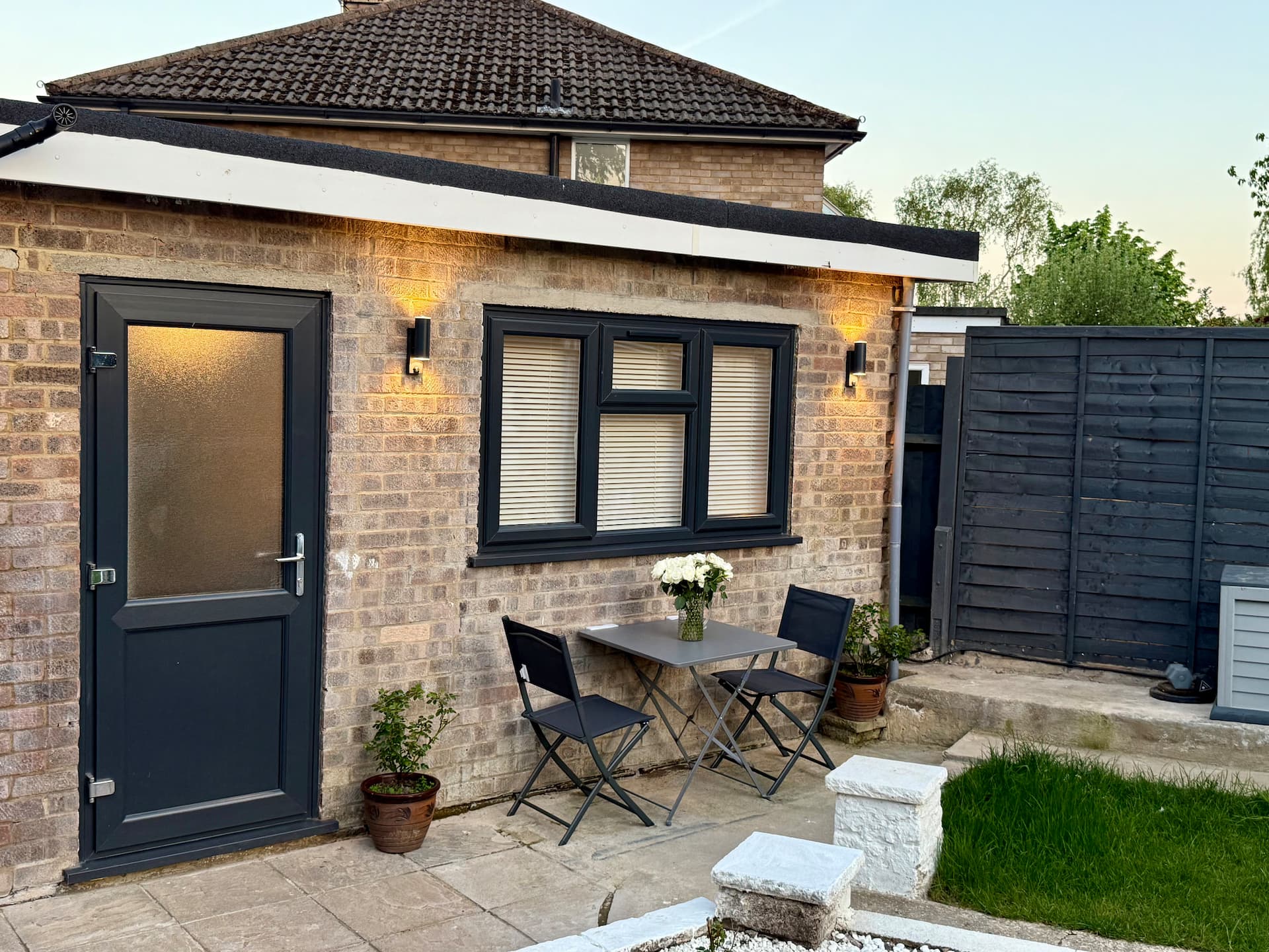 Charming Garden Guesthouse in Reading with Free Parking