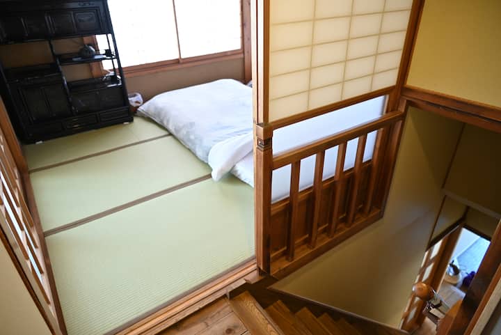 寝室4