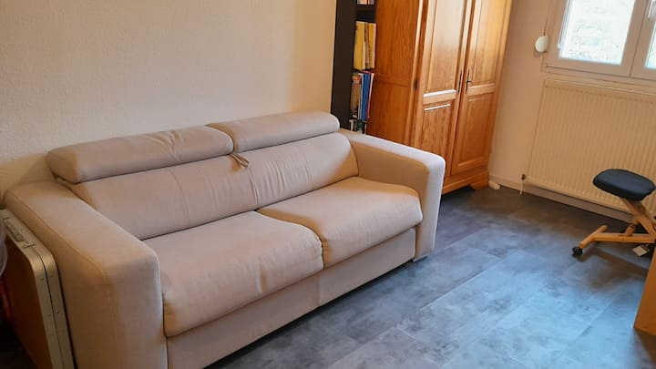 Appartement De 50 M2 Proche Gare Sncf Et Autoroute - Yutz
