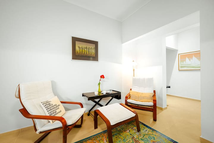 Cozy King 1br1ba@gold Coast | Pools | Tennis | Gym - Aruba