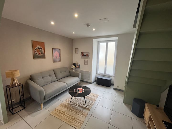 Maison Cosy En Périgord Pour 5 Personnes - Mayac