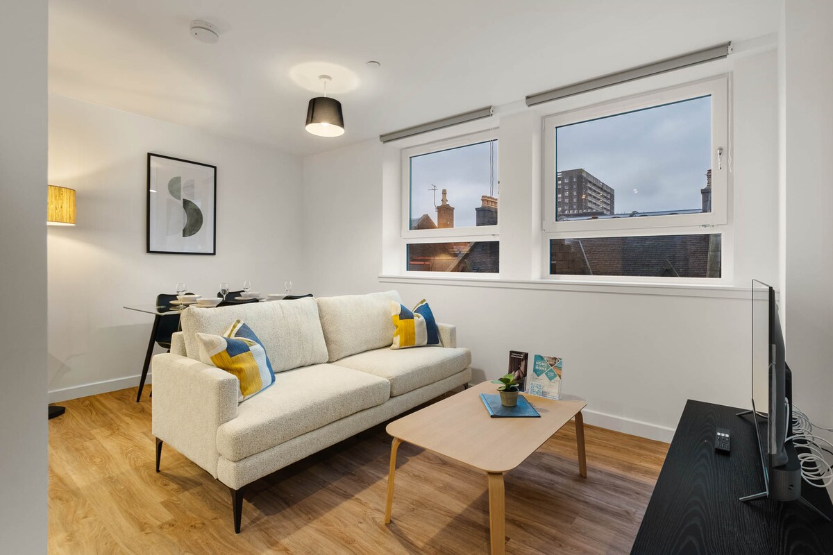 One Bed Apartment in Aberdeen City Centre, Aberdeen