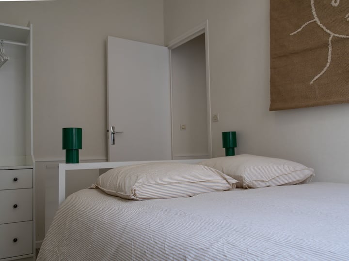 غرفة النوم 2