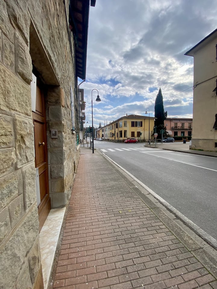 Spaziosa Corte Privata Nel Centro Del Valdarno - Terranuova Bracciolini