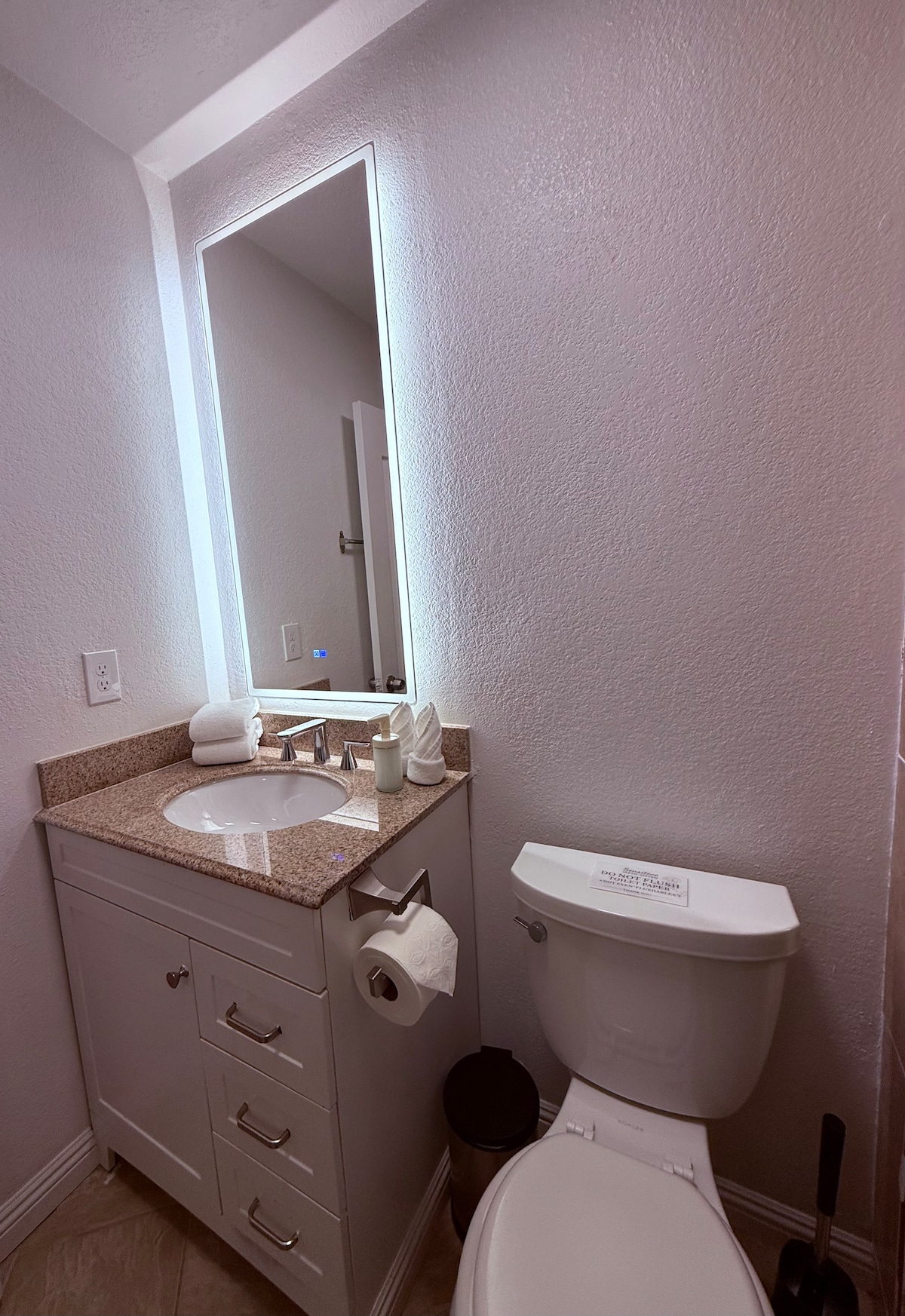 Private Modern Studio