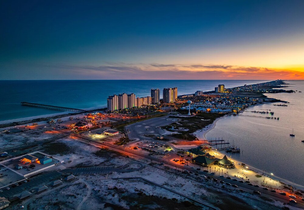 Nirvana in Navarre | Private Pool + Walk to Beach - Houses for