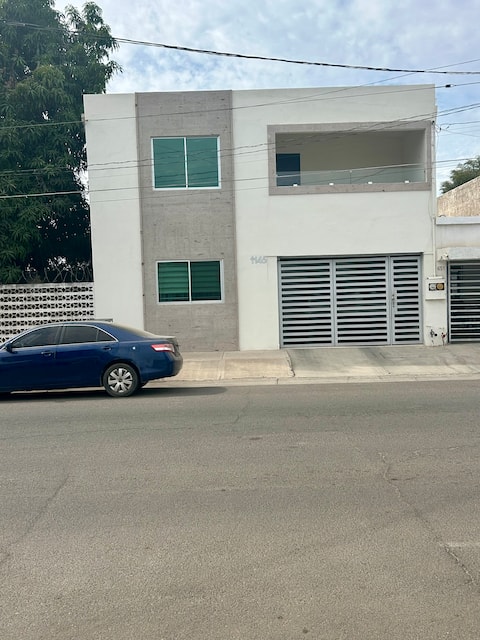 Family home in Gve