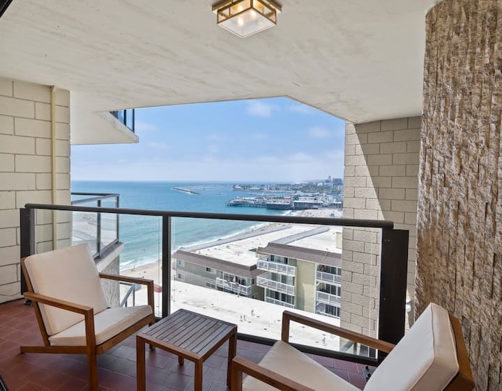 Oceanfront Luxury Condo  Balcony & Pier Views - Manhattan Beach, CA