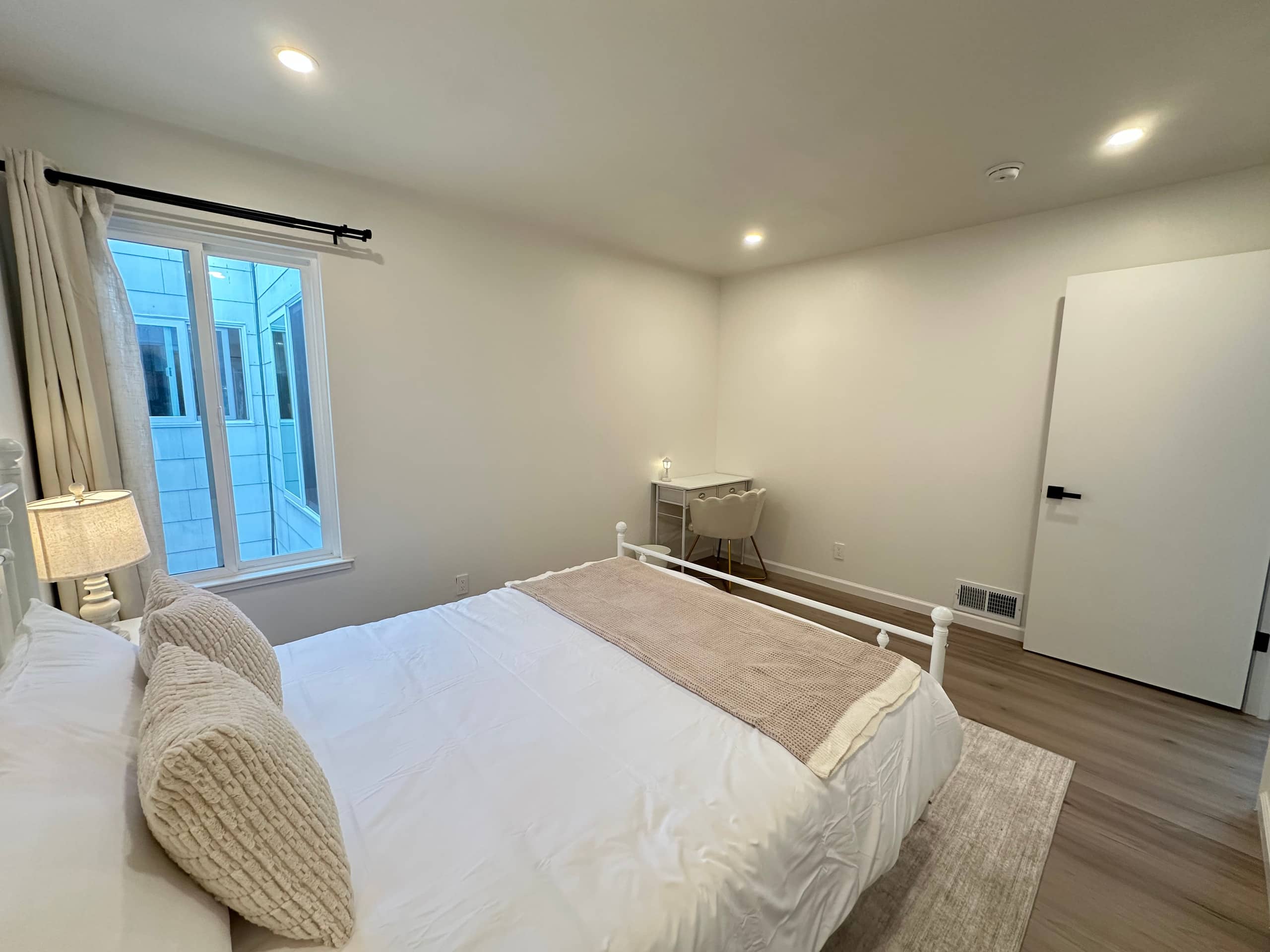 Home in San Francisco · ★4.86 · 4 bedrooms · 5 beds · 2 baths - Image 64