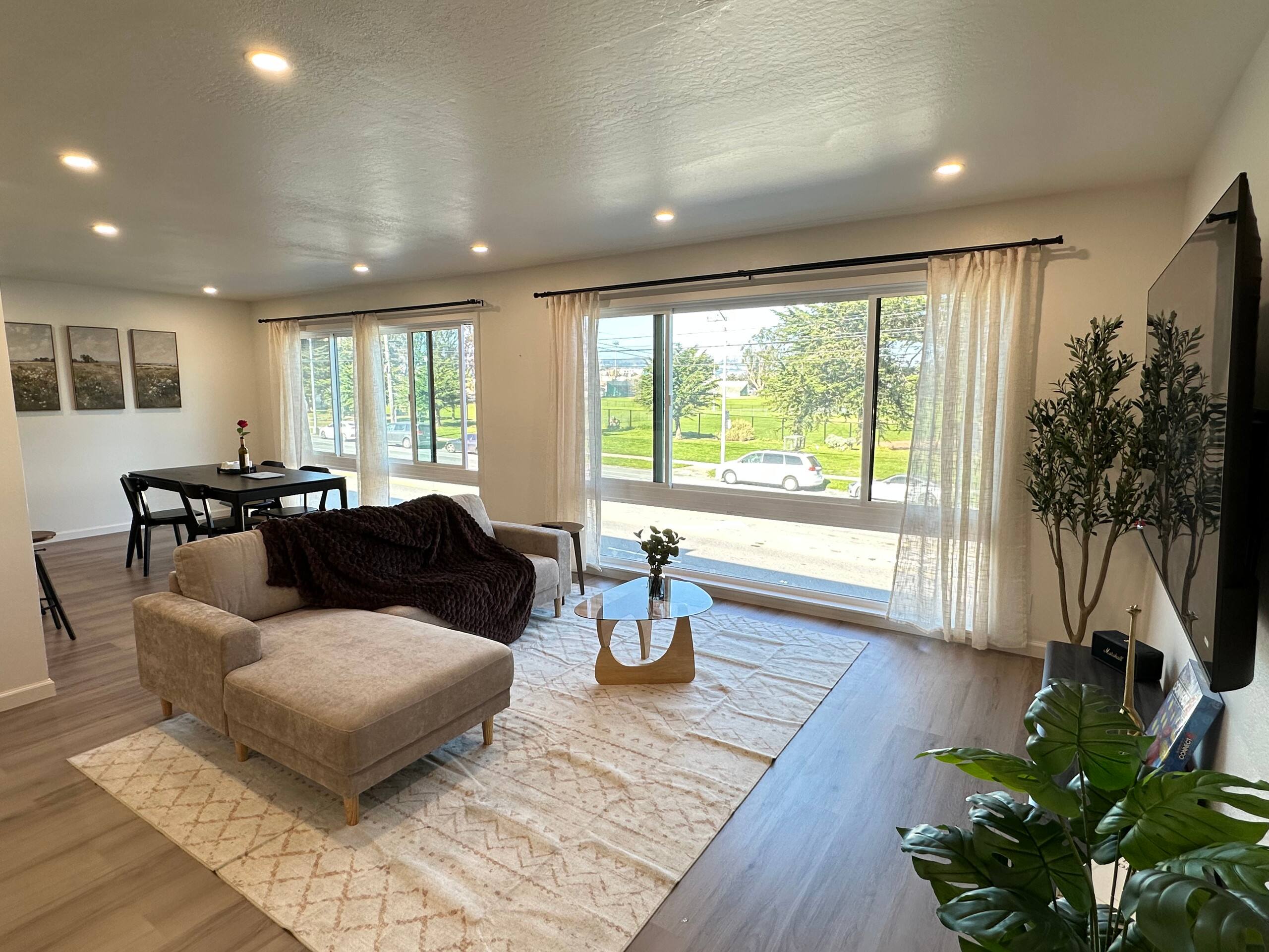 Home in San Francisco · ★4.86 · 4 bedrooms · 5 beds · 2 baths - Image 4