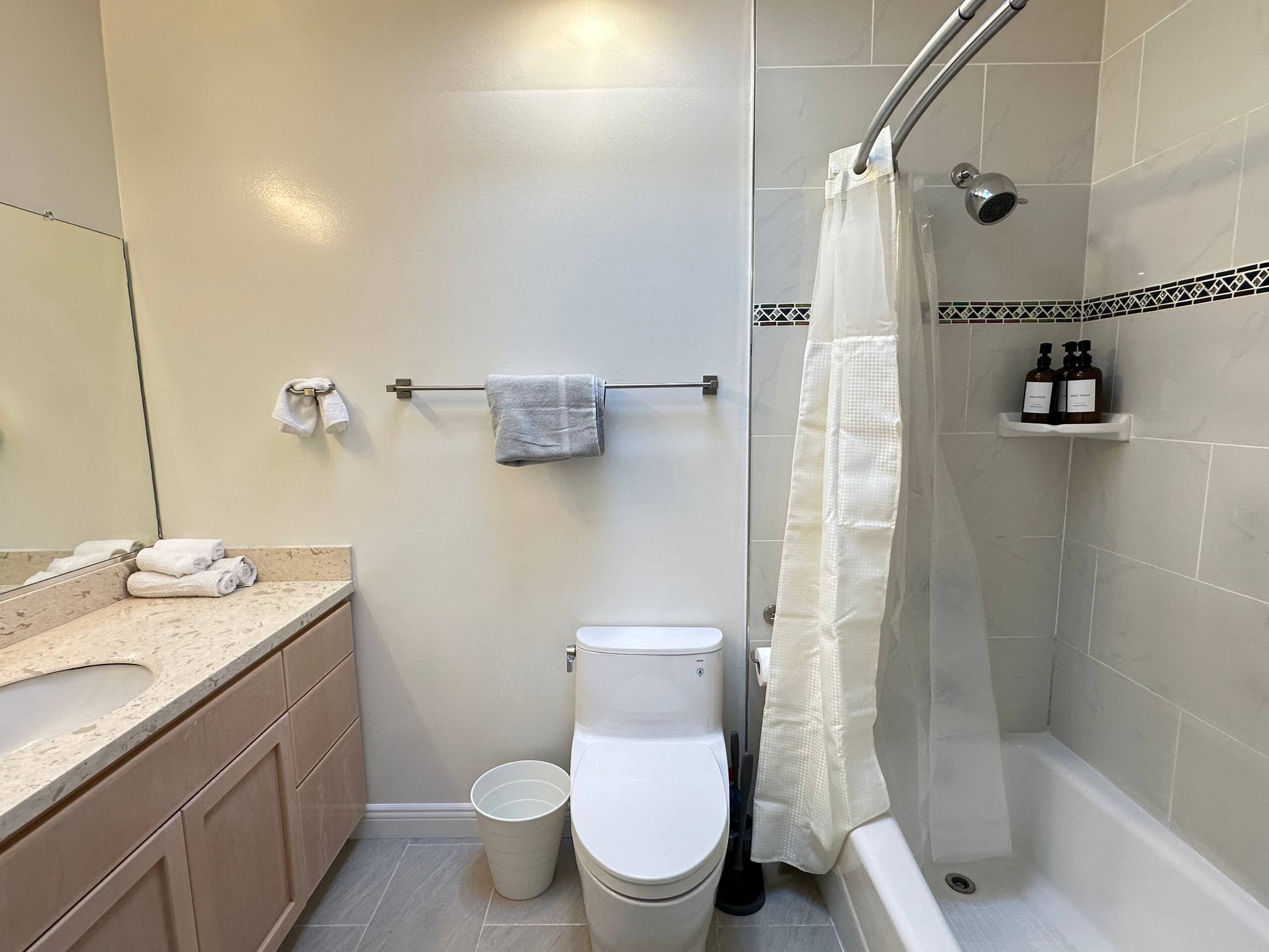 Home in San Francisco · ★4.86 · 4 bedrooms · 5 beds · 2 baths - Image 83