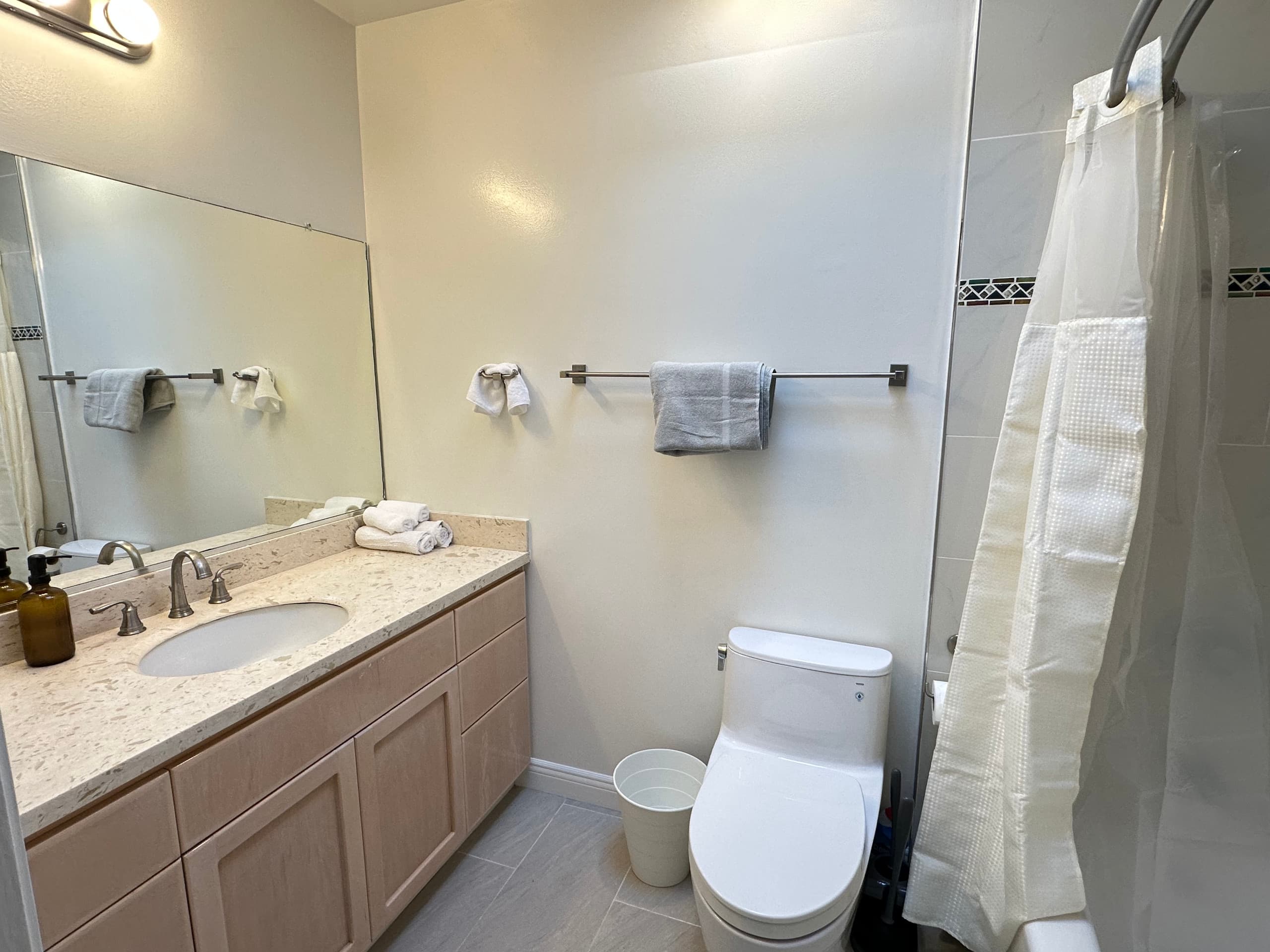 Home in San Francisco · ★4.86 · 4 bedrooms · 5 beds · 2 baths - Image 82