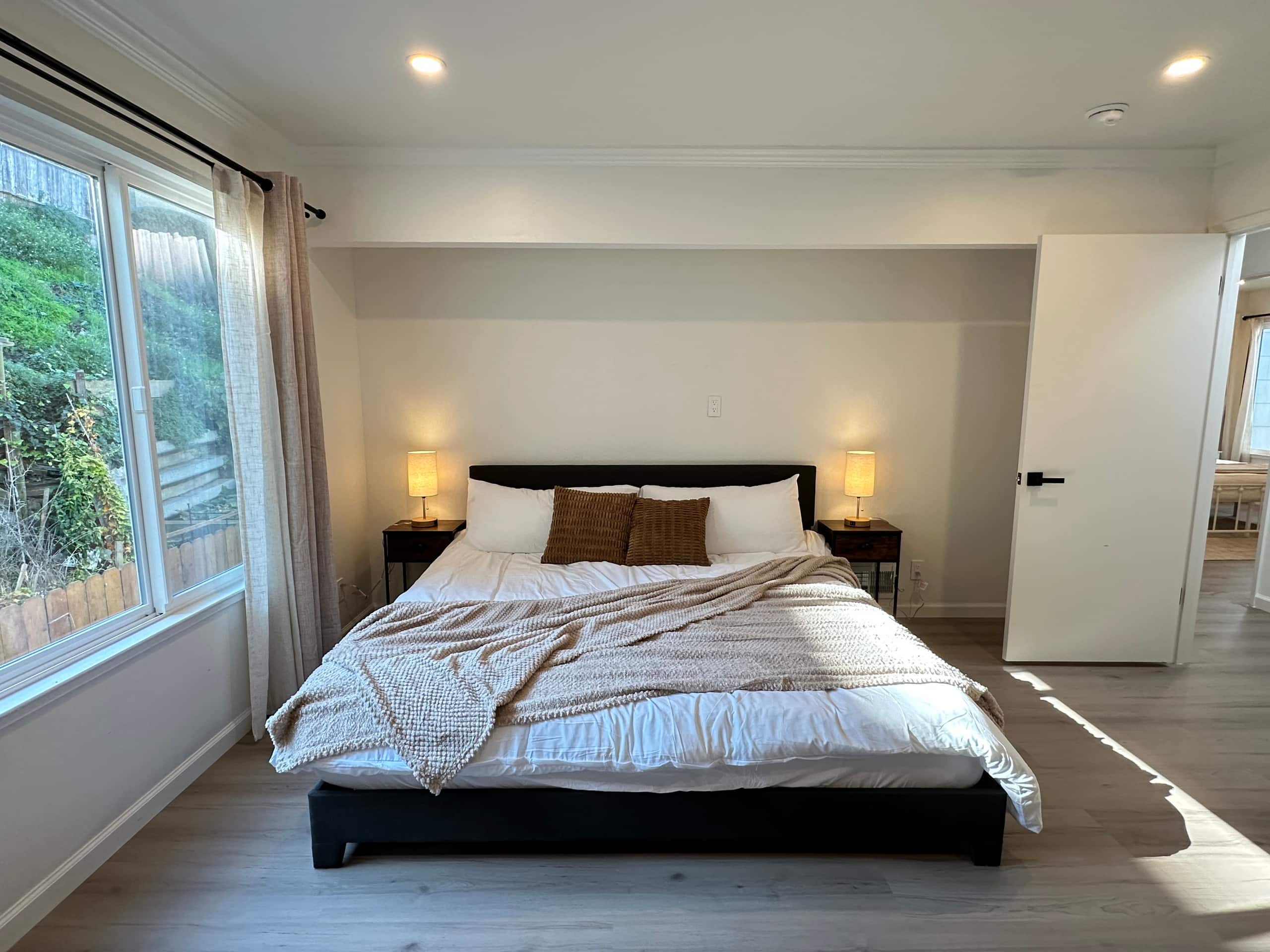 Home in San Francisco · ★4.86 · 4 bedrooms · 5 beds · 2 baths - Image 41