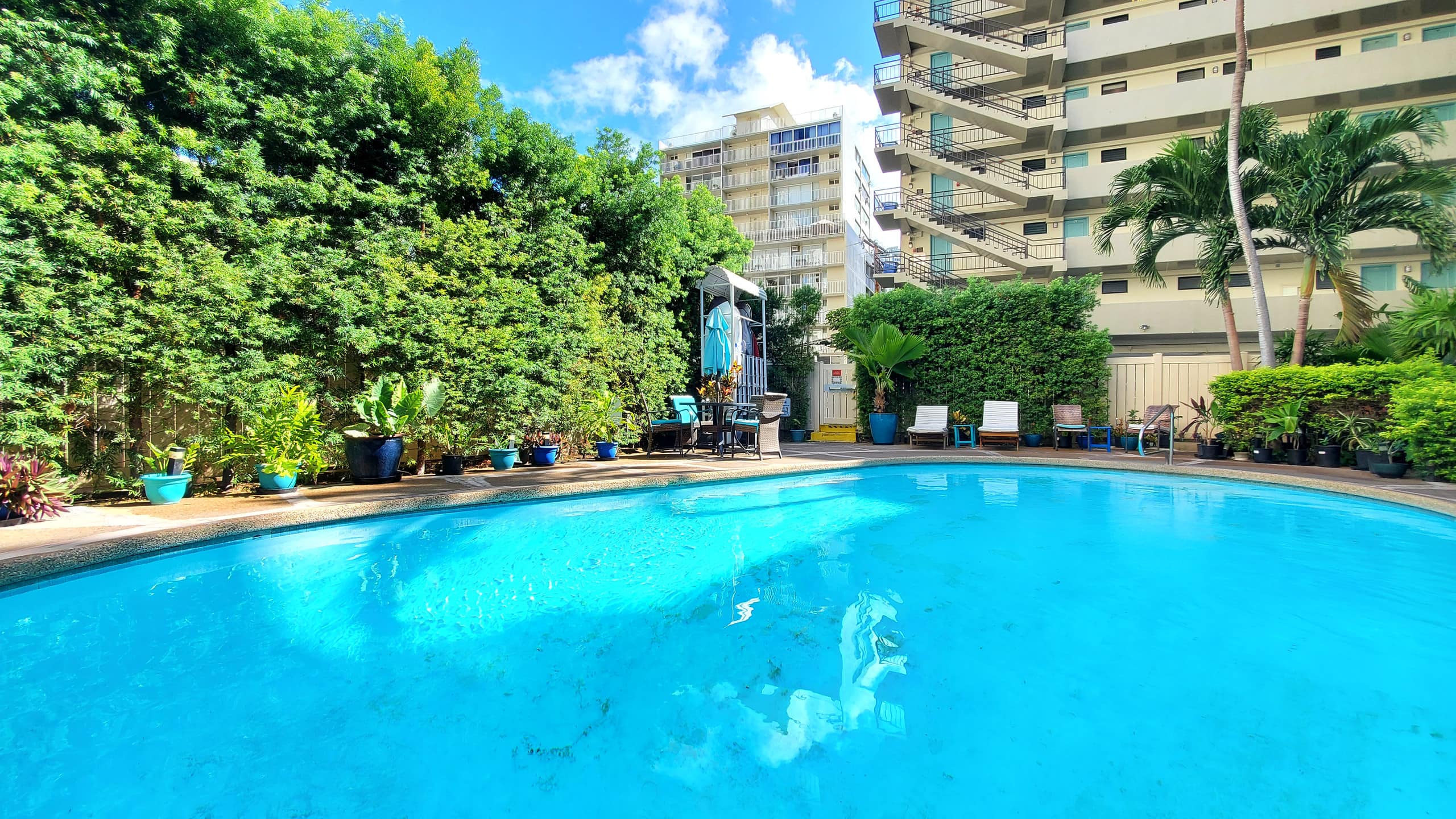 Waikīkī Grand Hotel® | Queen studio for 2+Kitchen - Image 35
