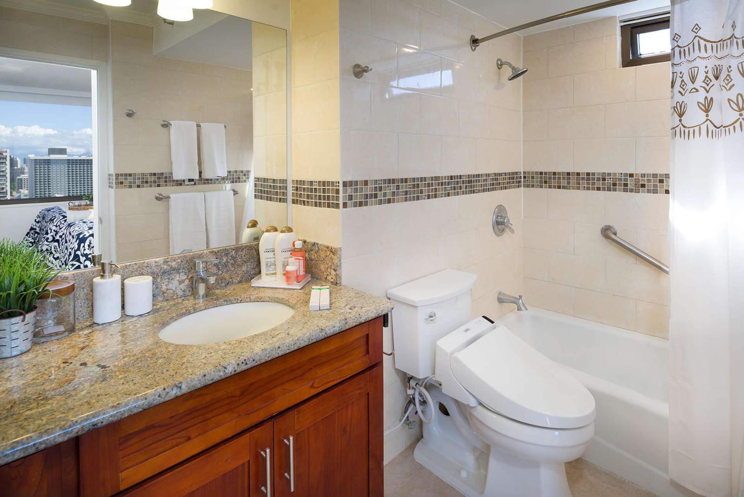 31st Fl Banyan | Parking | Partial-Ocean Views - Image 12