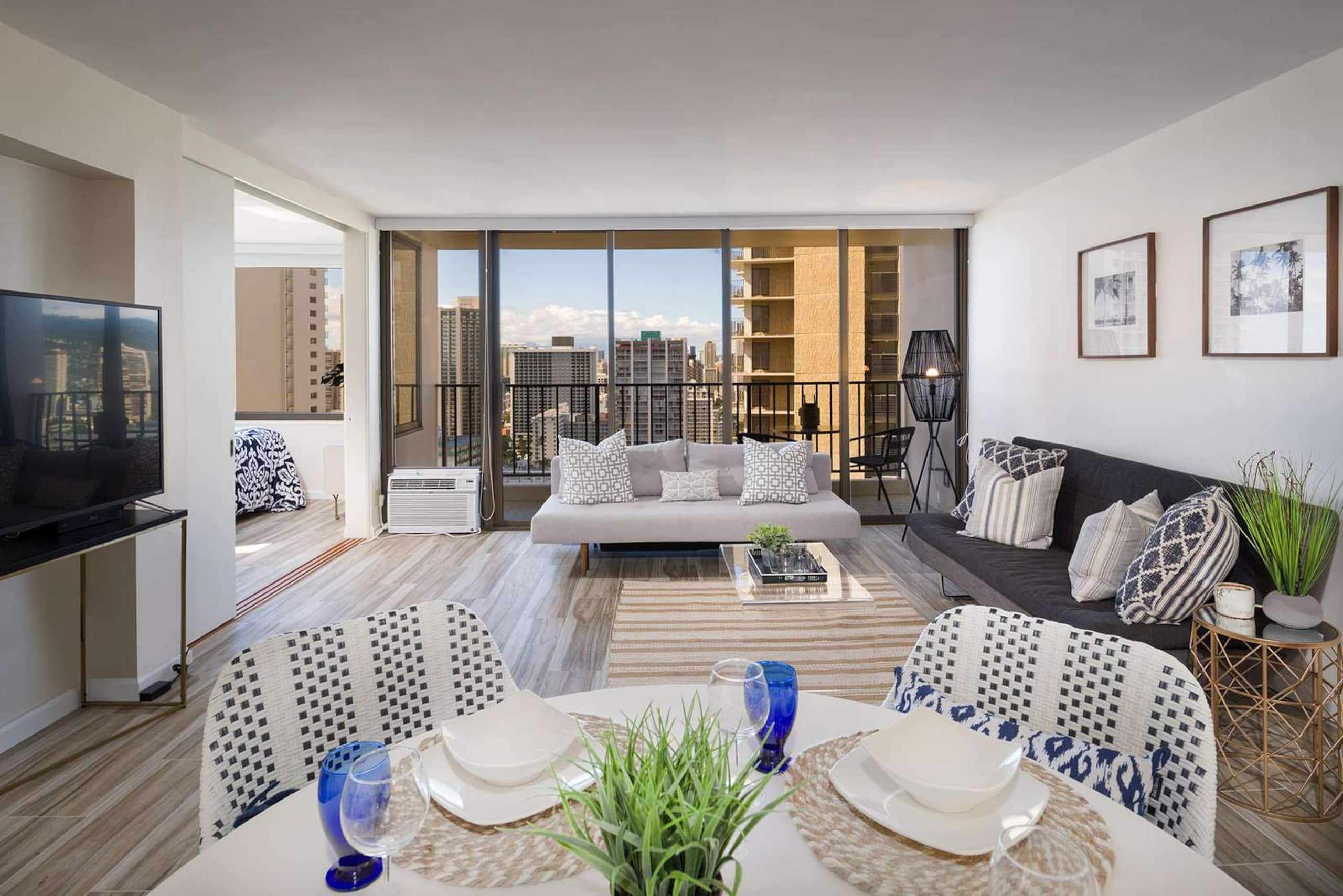 31st Fl Banyan | Parking | Partial-Ocean Views - Image 2