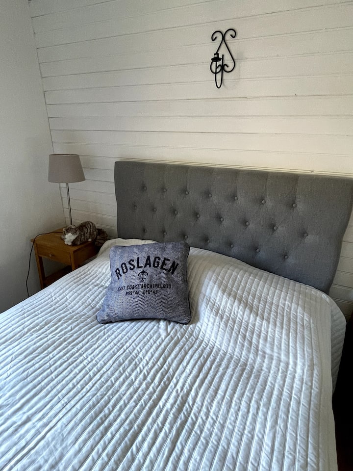 Cama continental de 140 cm