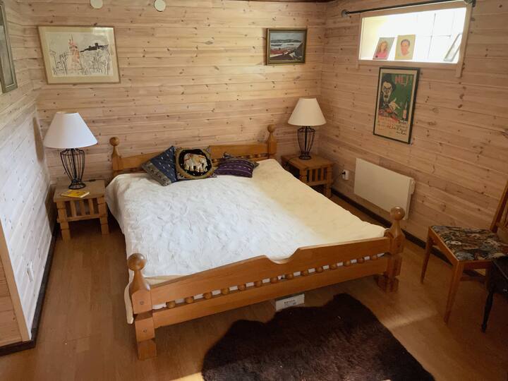 Cama doble de 180 cm