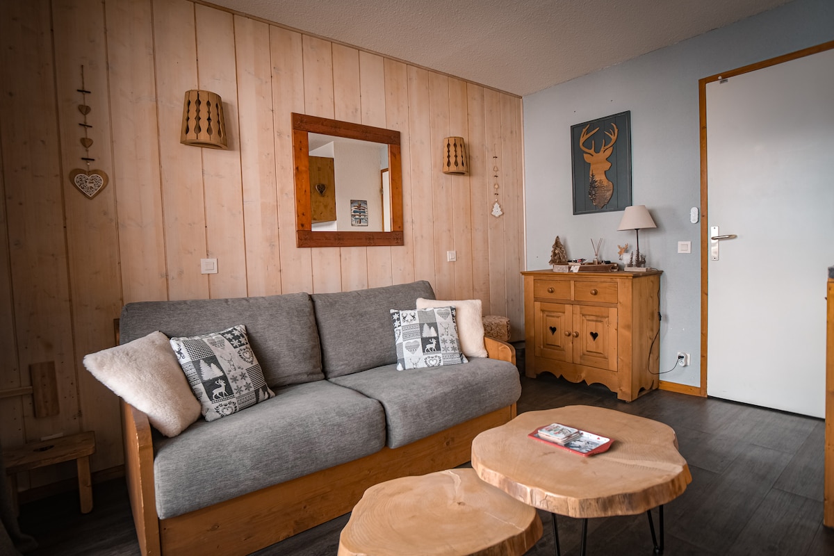 Image showcasing Cozy apartment for 4 people - View of the Muzelle - Apartments for Rent ...