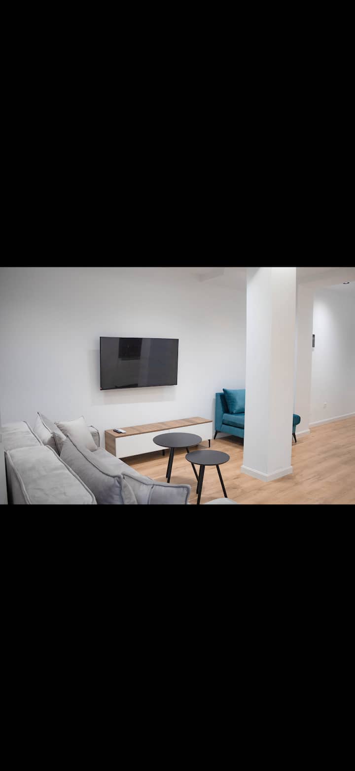 Casa Idole 2-bedroom Apartment, Central Tirana - Tirana
