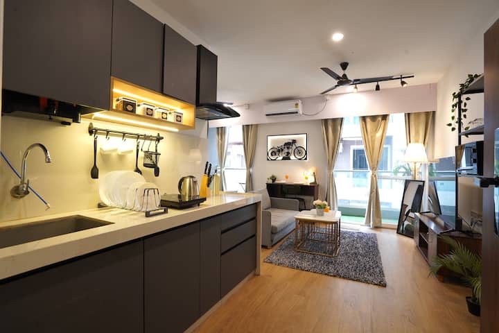 Orraica | A711 | Pune Airport | Inverter | Kitchen - Pune