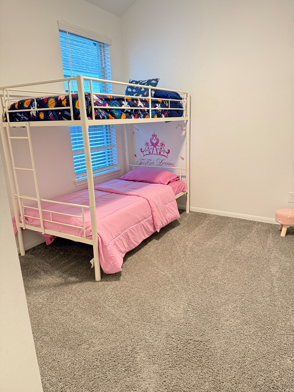 საძინებელი 3