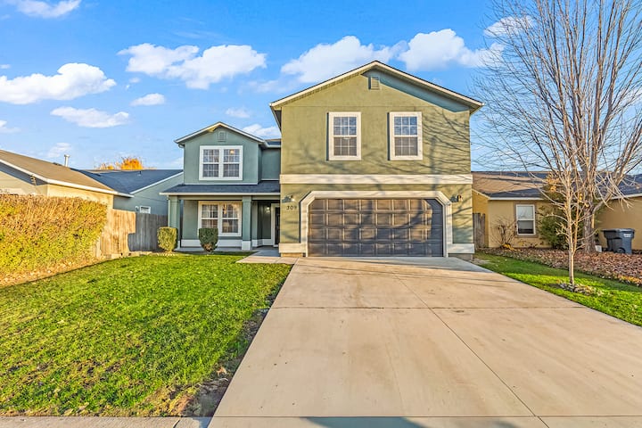 Caldwell 83607, 7 Bedroom, Minutes To I-84 - Middleton, ID