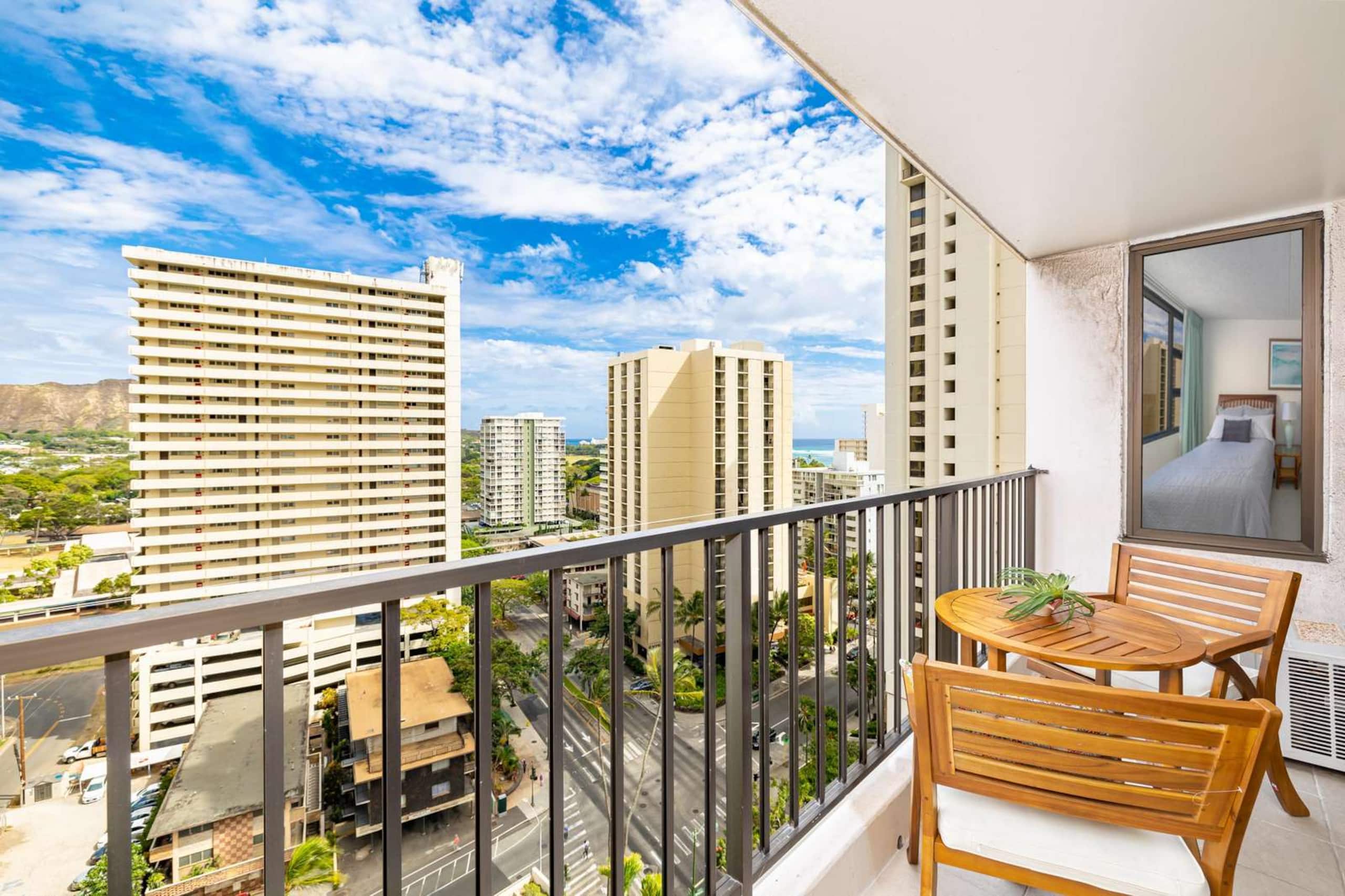 17th Fl Waikiki Banyan | Parking | AC | Pool - Image 22