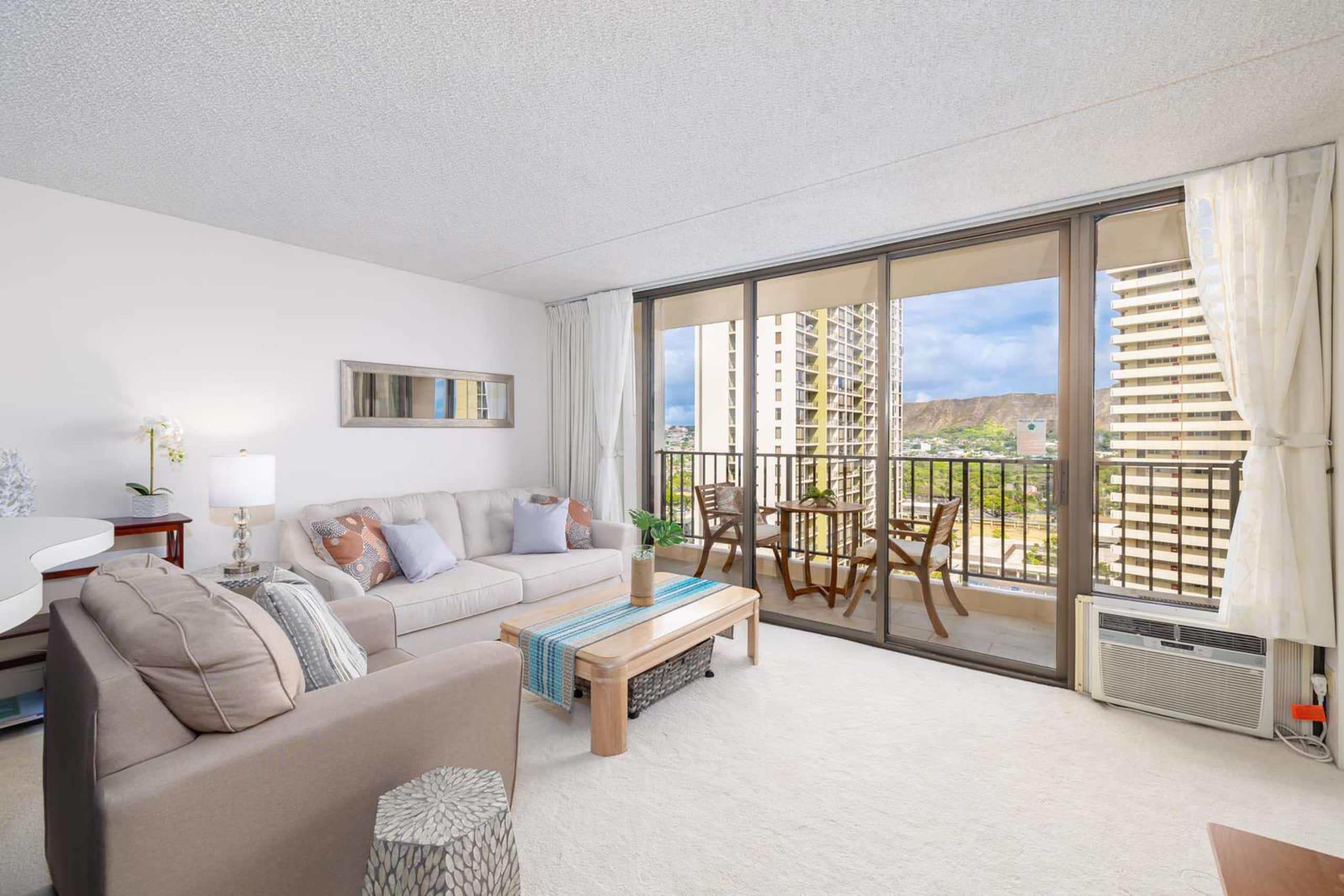 17th Fl Waikiki Banyan | Parking | AC | Pool - Image 6