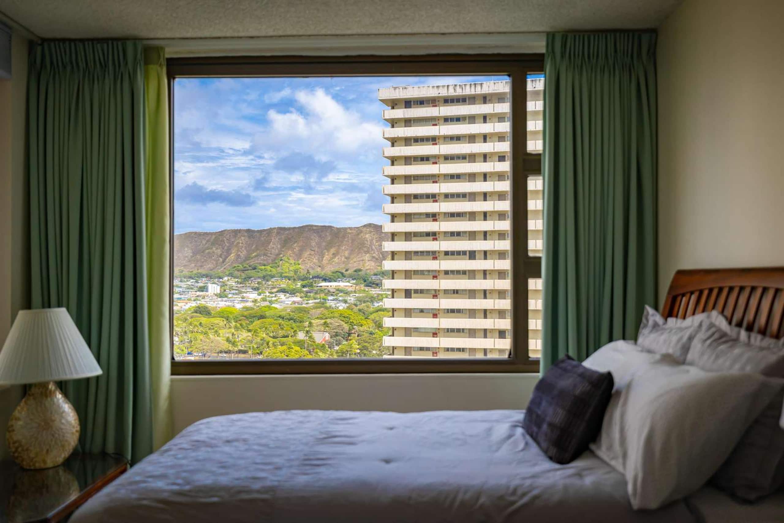 17th Fl Waikiki Banyan | Parking | AC | Pool - Image 20