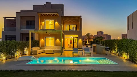 Heated Pool 3BR Villa, Nanny Room! Ancient Hills