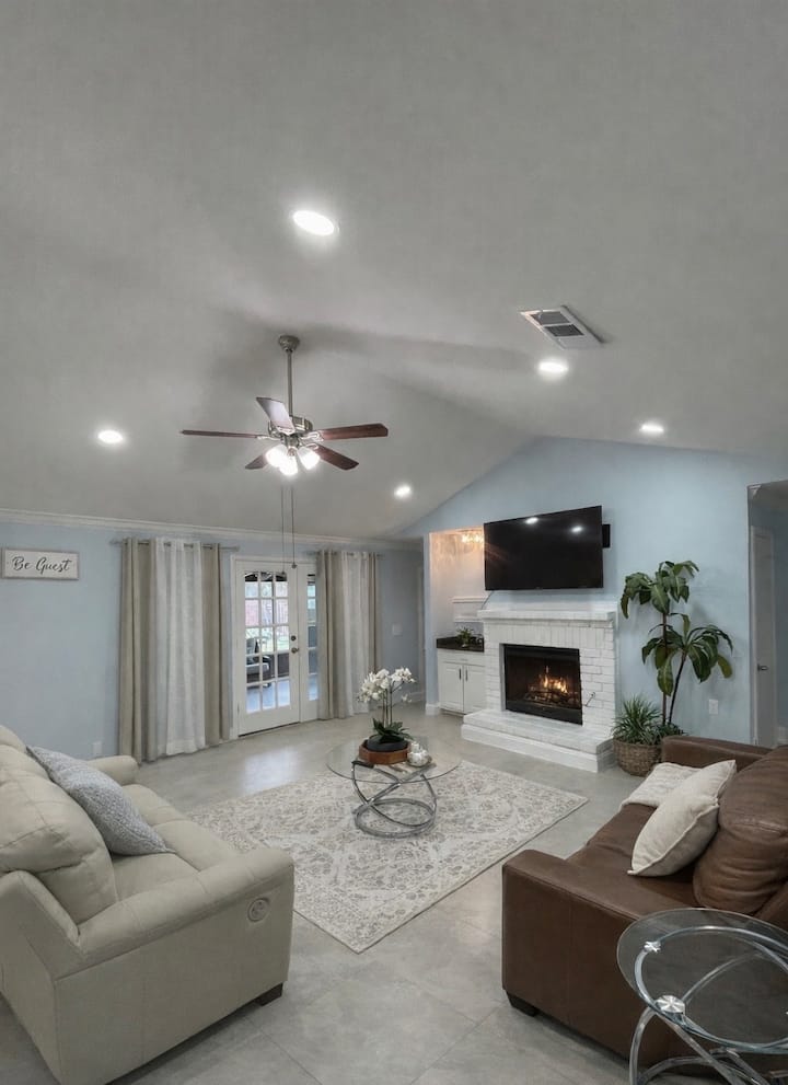 Prime Modern Home~west Plano~willow Bend 4br 2bath - Plano