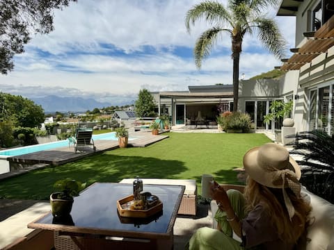 Tsala Winelands Villa