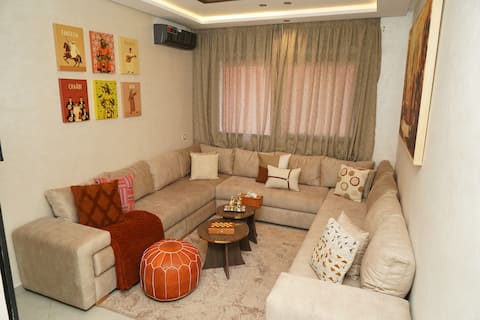 Top Airbnb: Modern Chic with Moroccan Touch in Kénitra