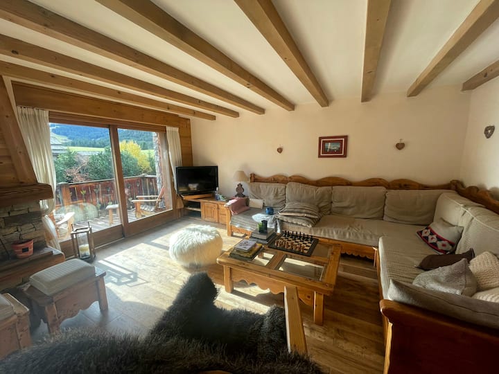 Serenityhomestay Chalet De La Livraz With A View - Megève