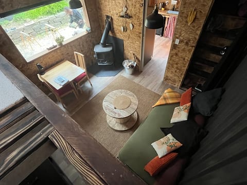 Successful Airbnb property: Loft House Tiny Home, pre-open Special in Adelaide Hills Council