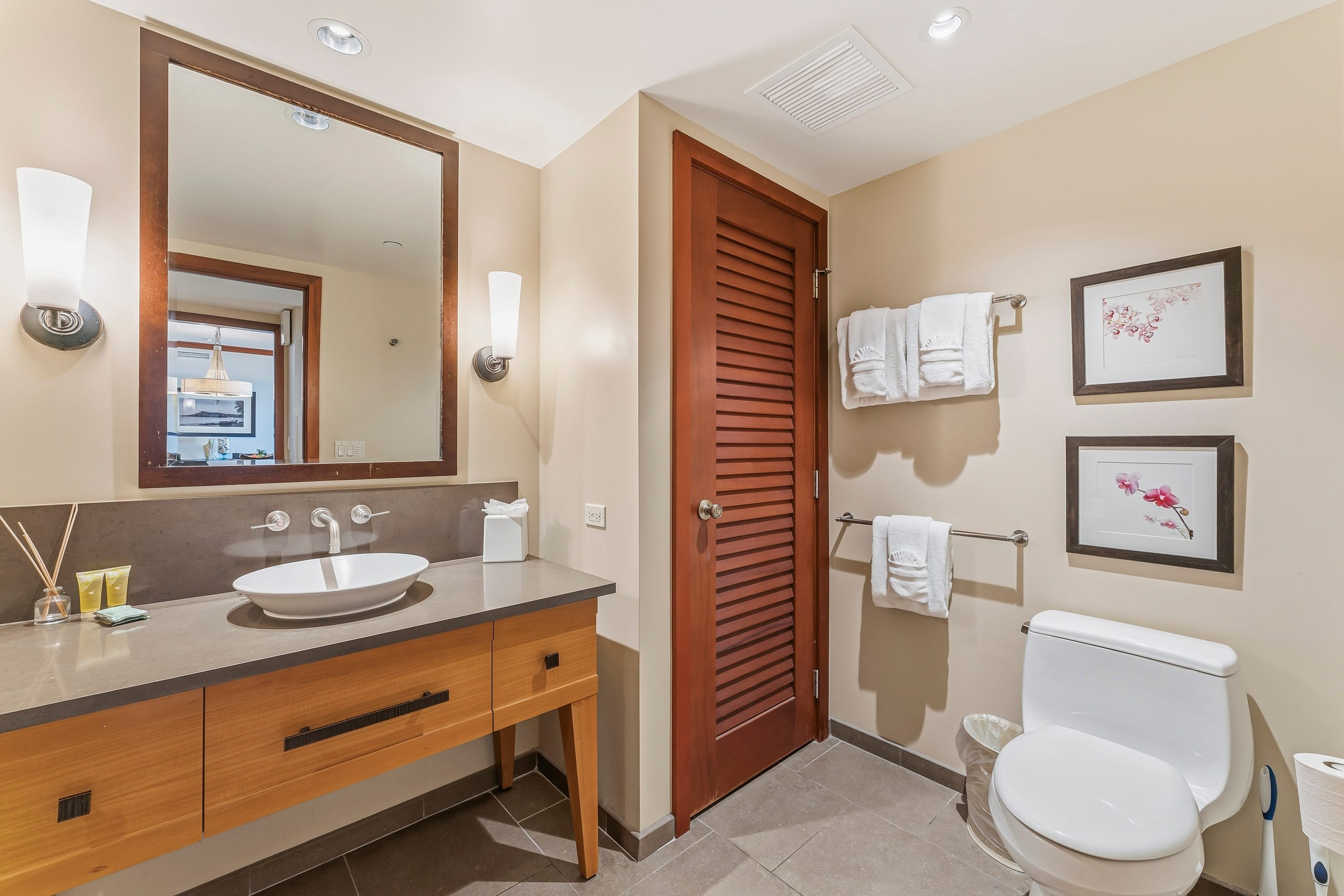 Condo in Kapolei · ★4.96 · 2 bedrooms · 3 beds · 2 private baths - Image 24