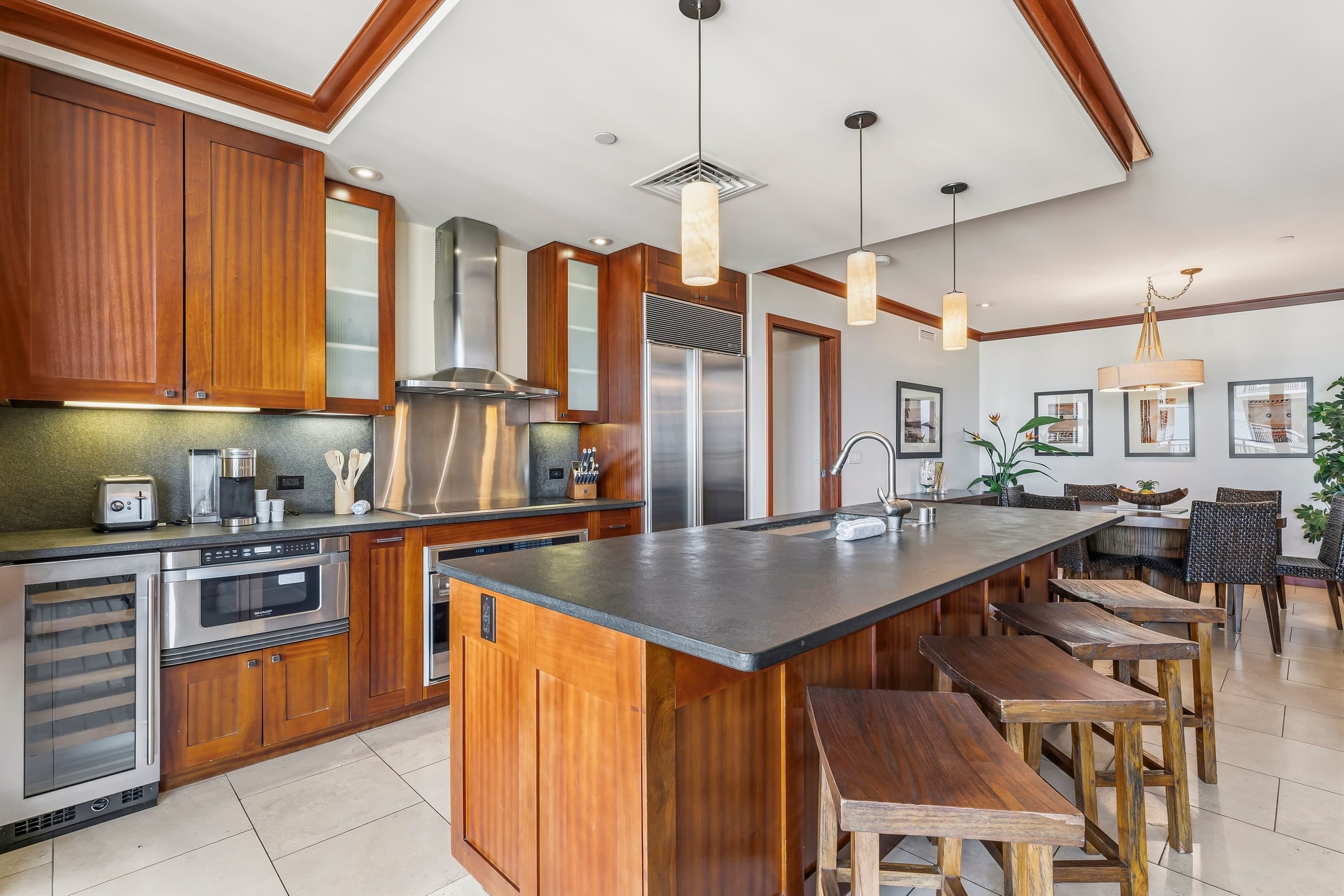 Condo in Kapolei · ★4.96 · 2 bedrooms · 3 beds · 2 private baths - Image 11
