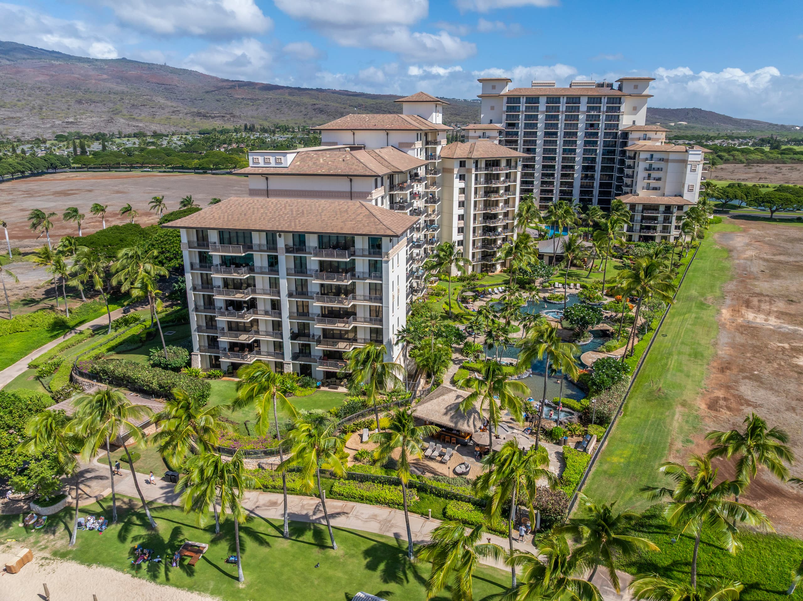 Condo in Kapolei · ★4.96 · 2 bedrooms · 3 beds · 2 private baths - Image 4