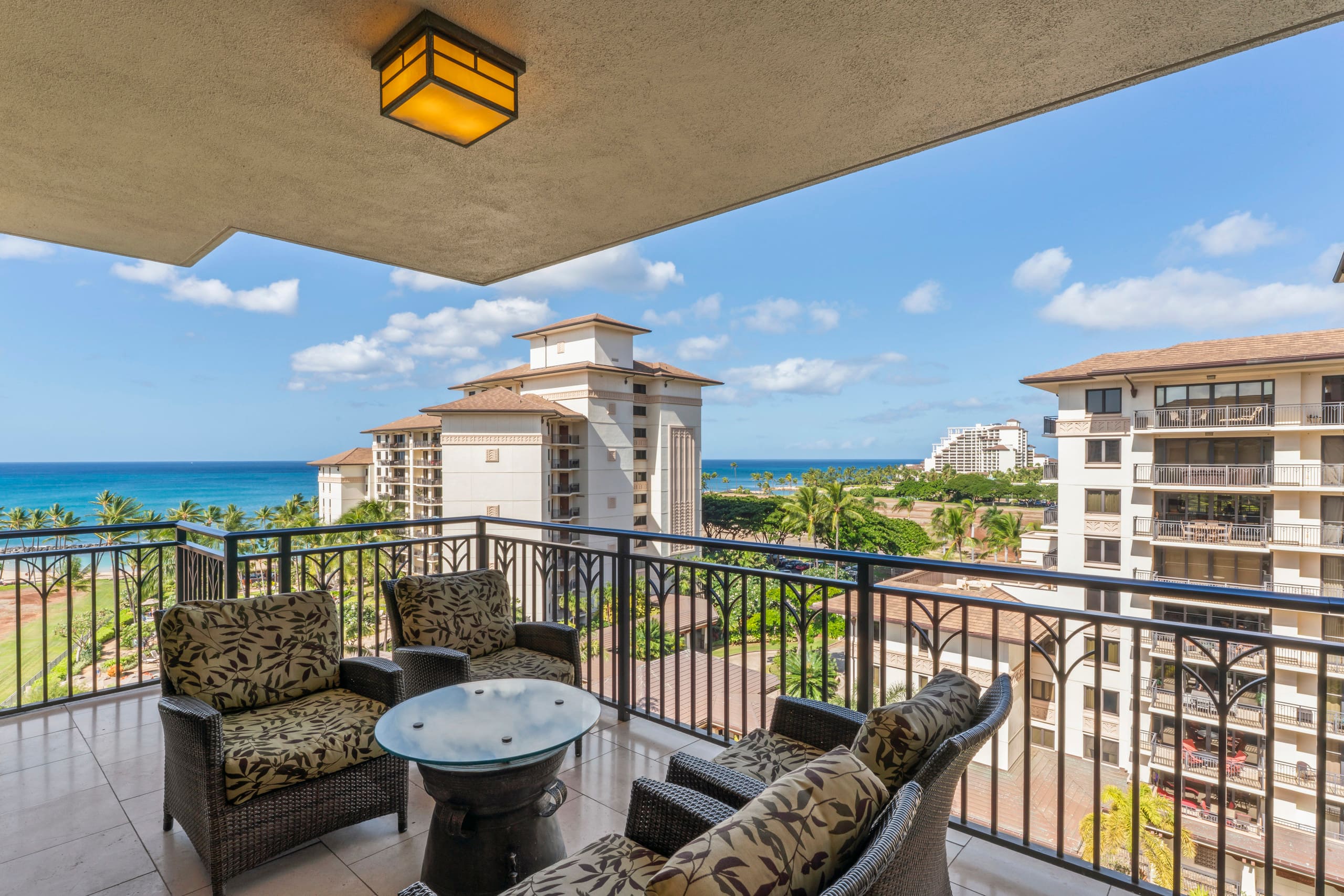 Condo in Kapolei · ★4.96 · 2 bedrooms · 3 beds · 2 private baths - Image 1