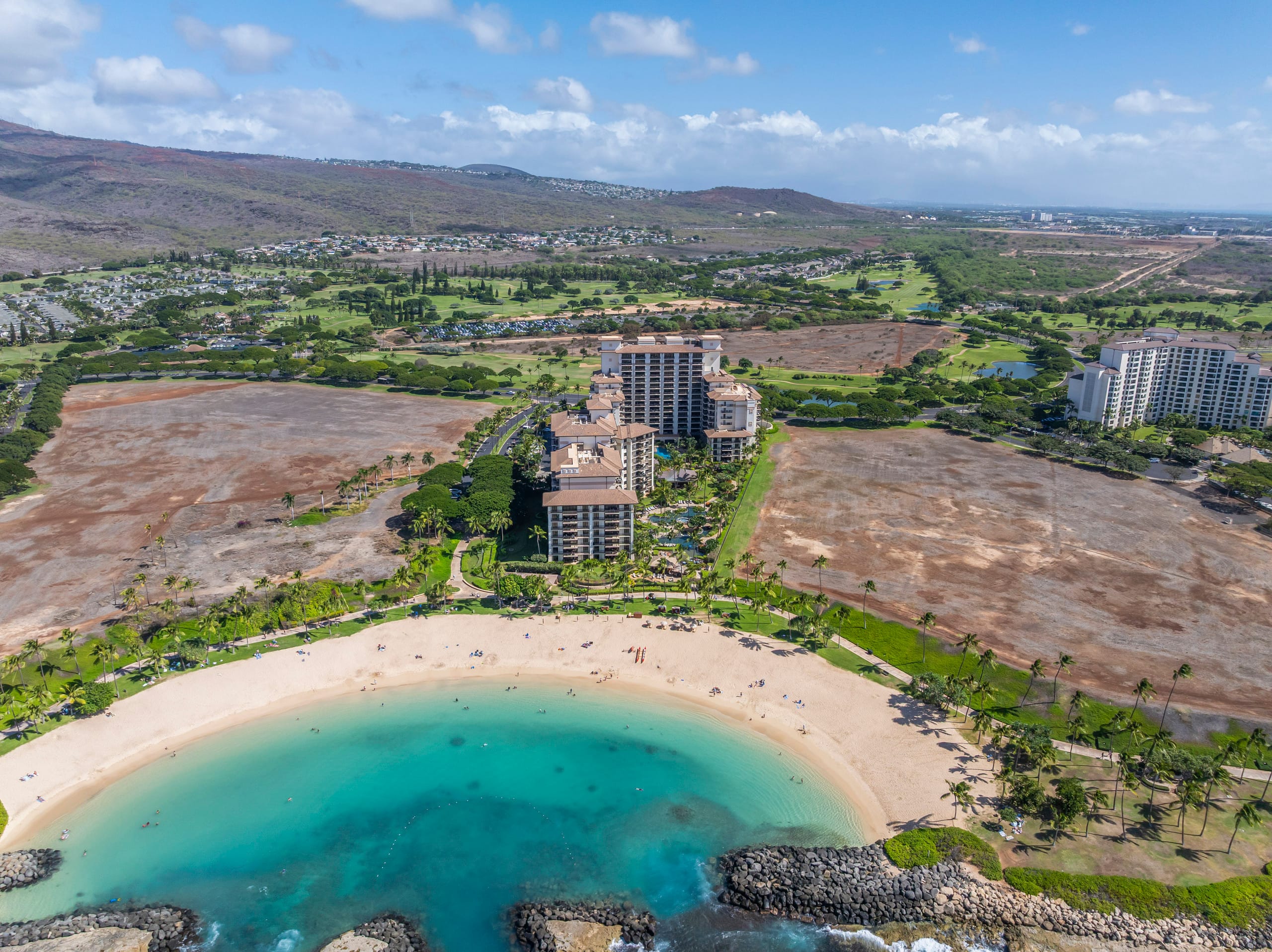 Condo in Kapolei · ★4.96 · 2 bedrooms · 3 beds · 2 private baths - Image 18