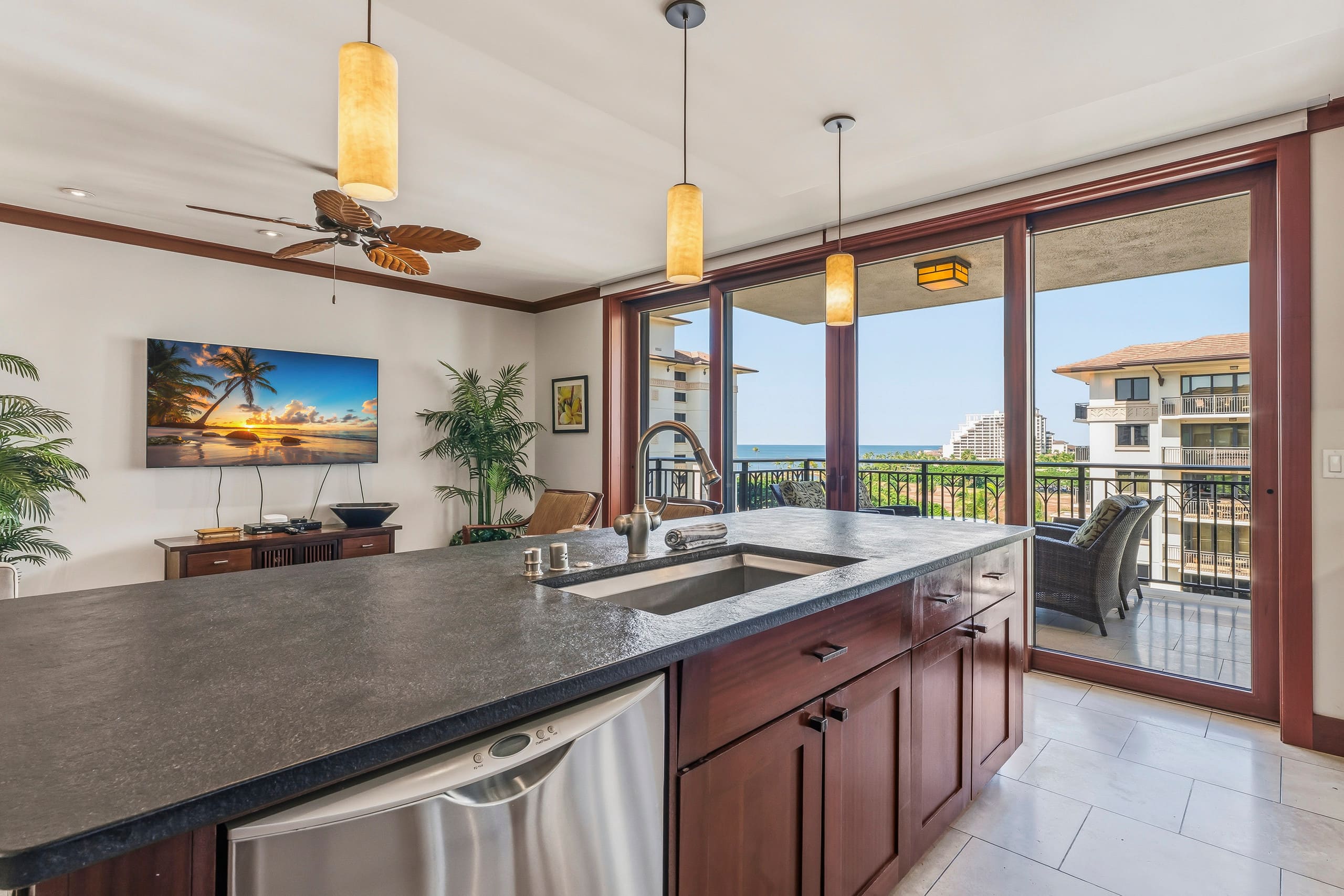 Condo in Kapolei · ★4.96 · 2 bedrooms · 3 beds · 2 private baths - Image 8