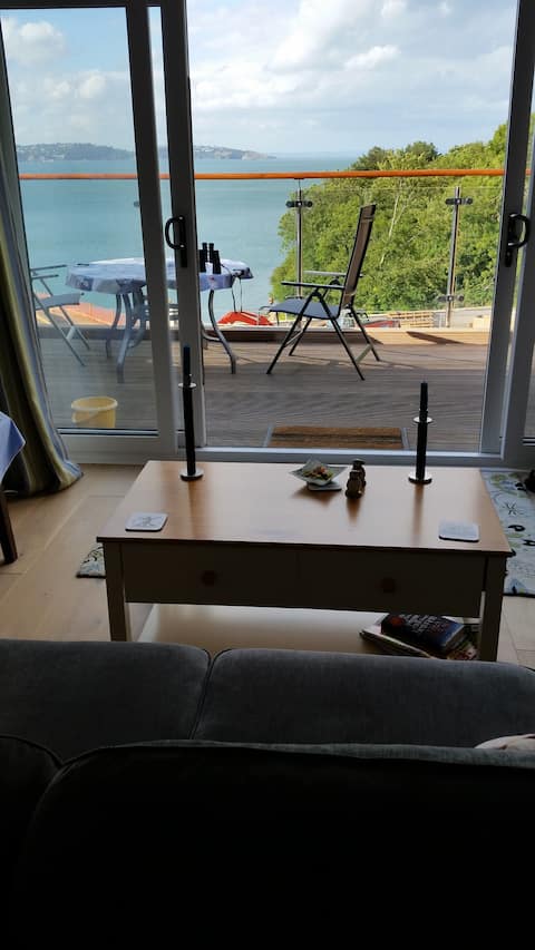 Successful Airbnb property: Puffin 4, The Cove, Fishcombe, Brixham TQ5 8BX in Brixham
