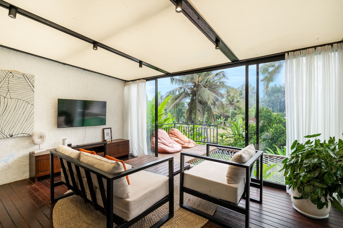 Villa in Ubud · ★4.9 · 2 bedrooms · 2 beds · 2 private baths, συγκρίσιμο Airbnb