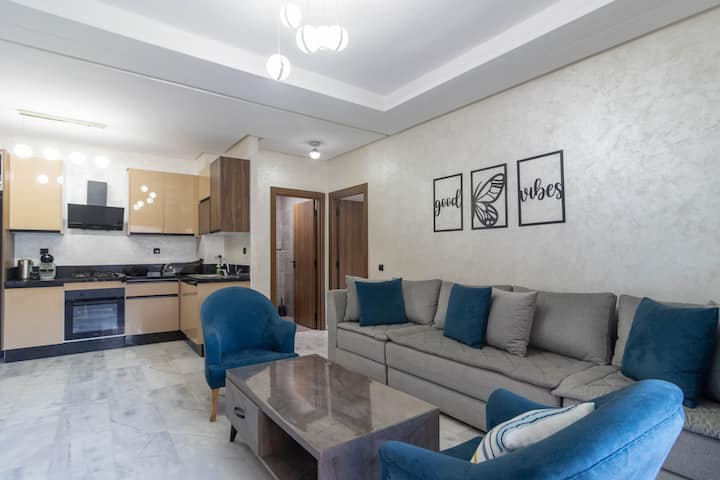 2 Bedroom Luxury • Gym & Pool View - Mohammedia