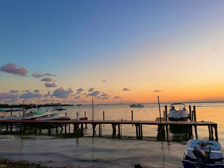3br/3.5ba Condo Walking Distance To The Beach - Cancún